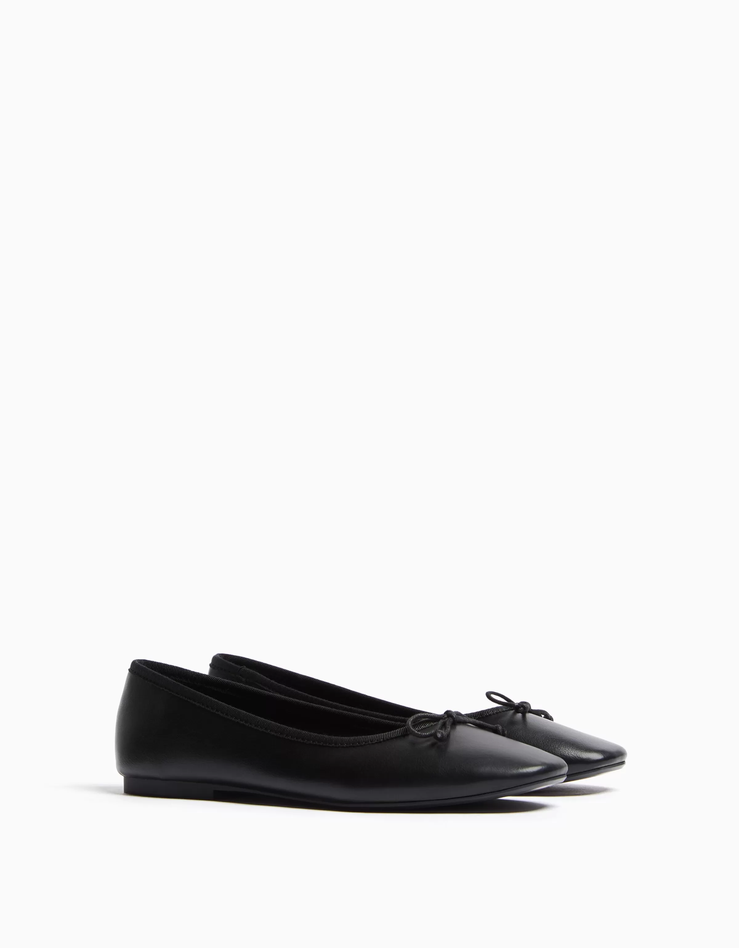 BERSHKA Chaussures*Arc ballerine Noir