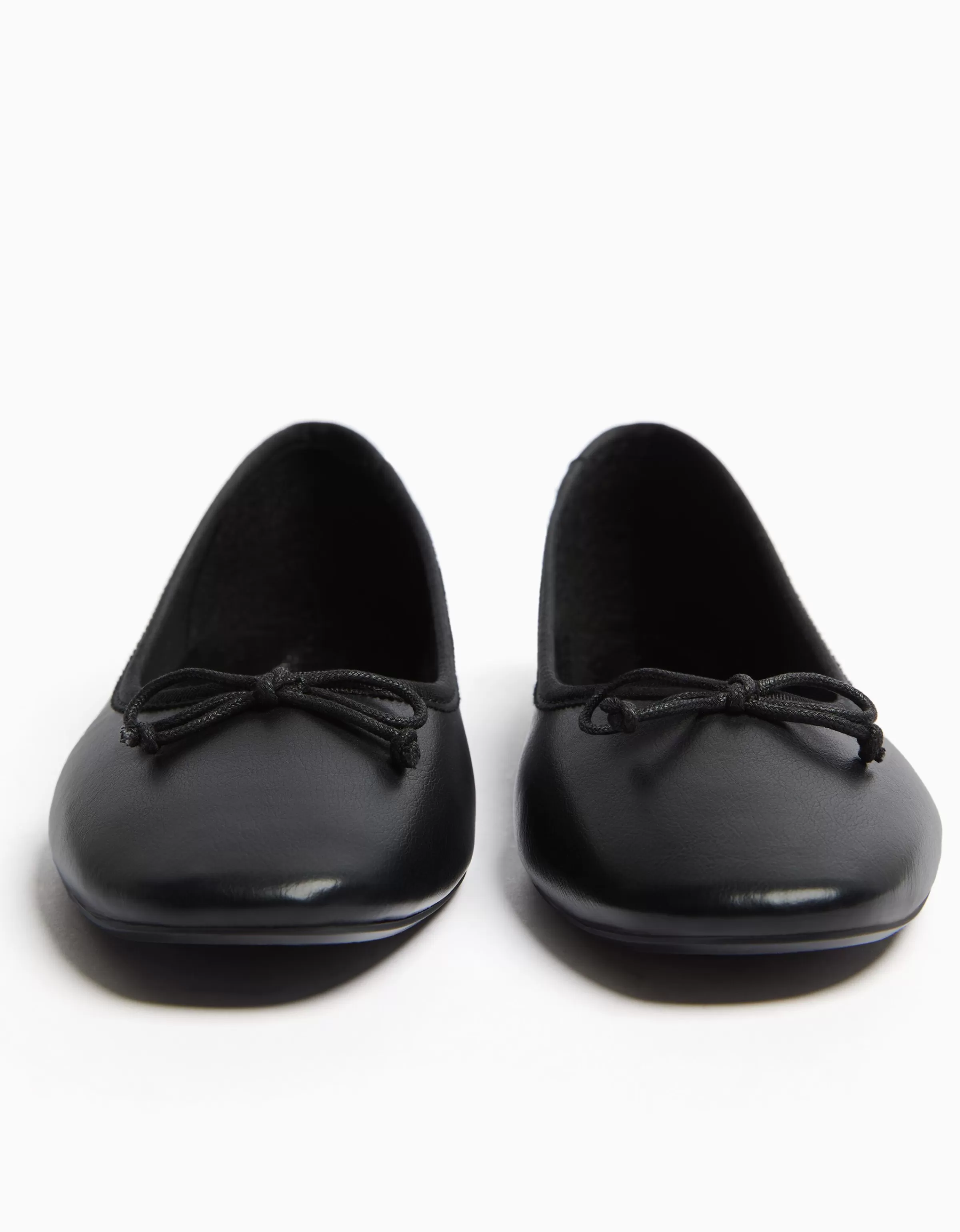 BERSHKA Chaussures*Arc ballerine Noir