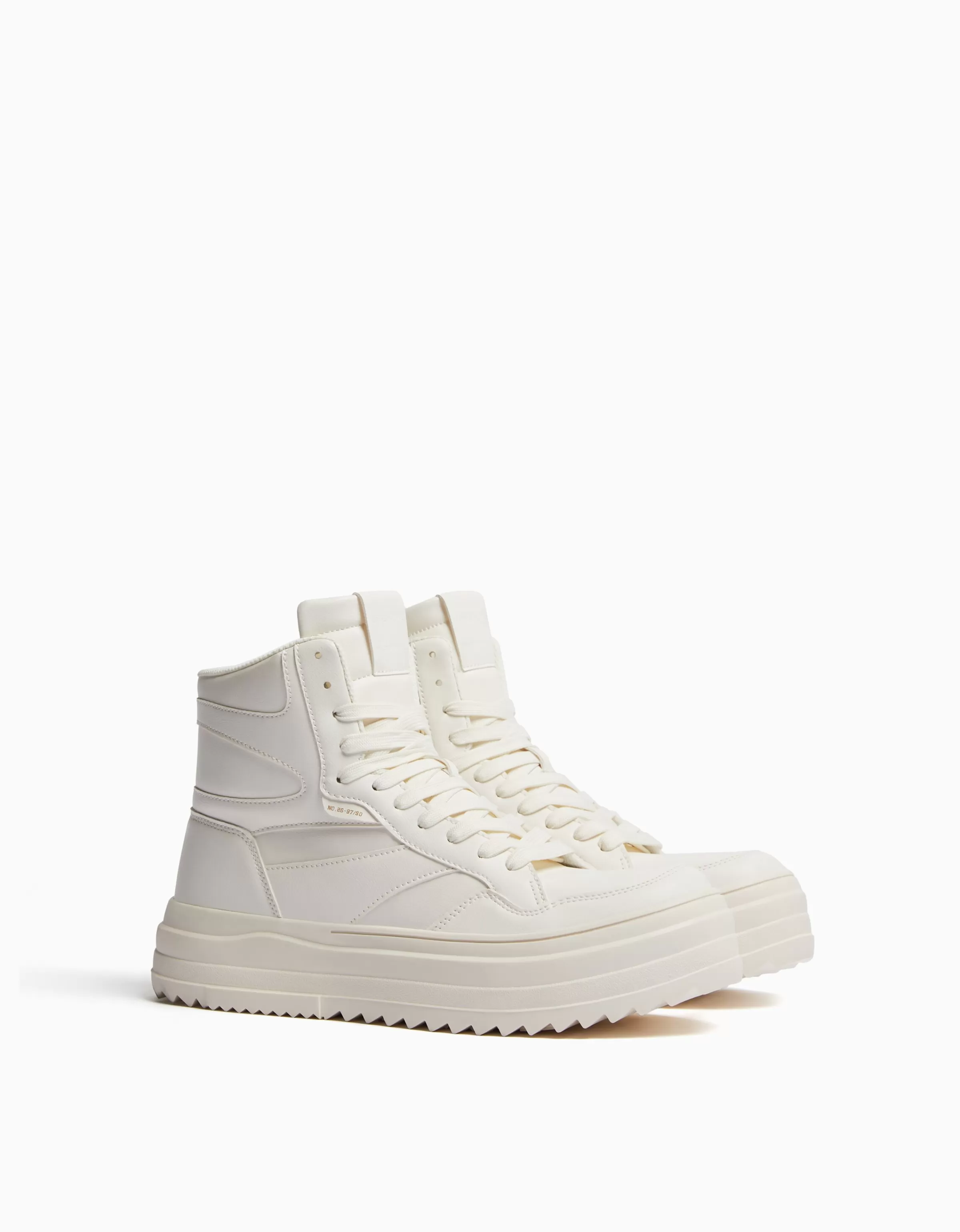 BERSHKA Chaussures*Baskets montantes volume homme Blanc