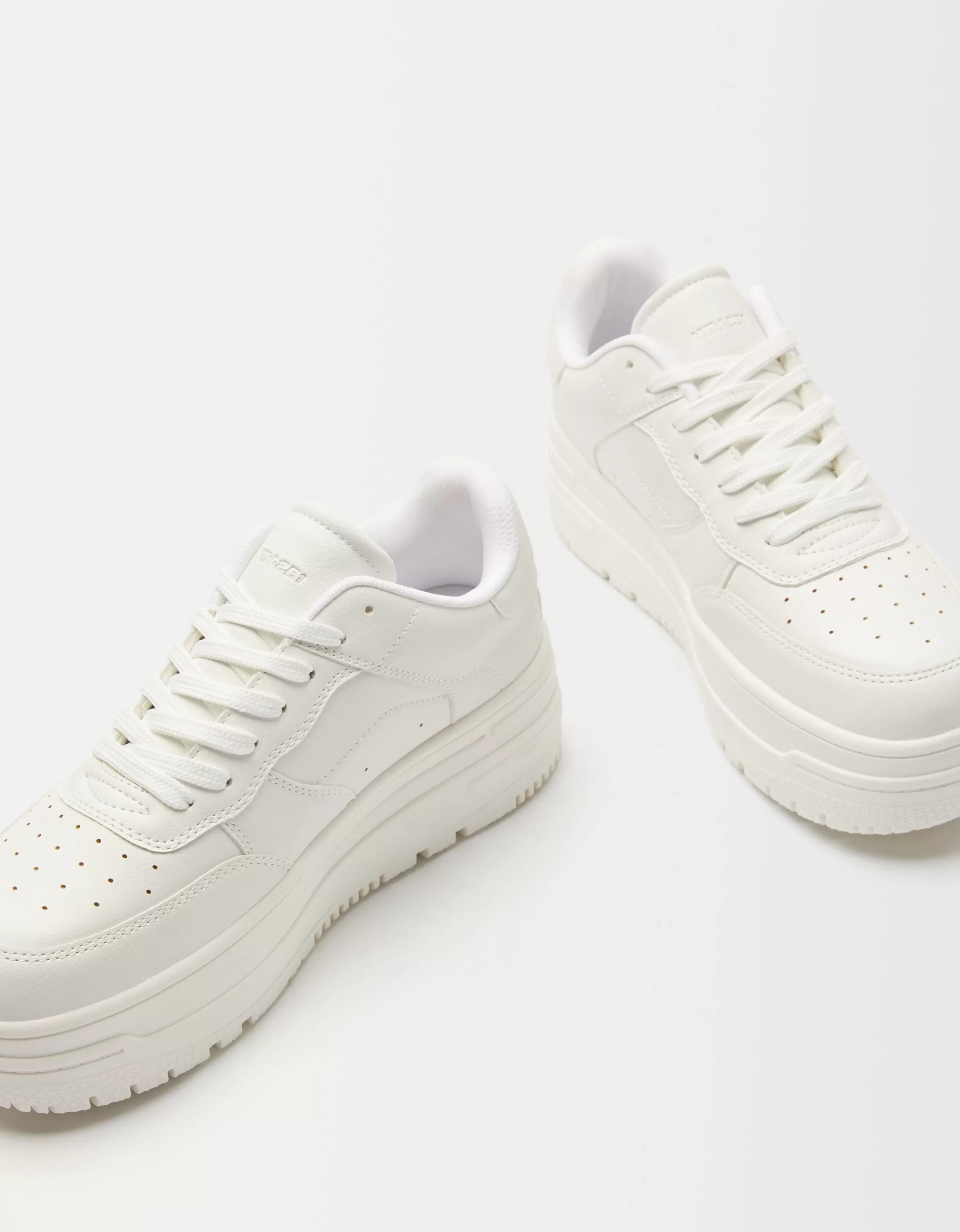 BERSHKA BSK Teen*Baskets plateforme unies Blanc