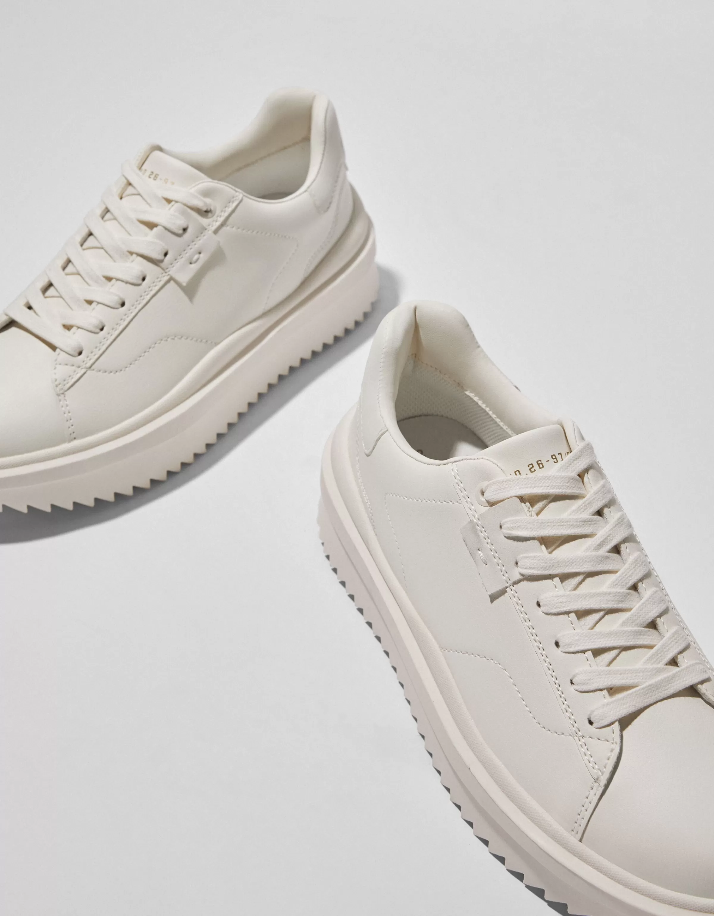 BERSHKA #bershkastyle*Baskets semelle épaisse homme Blanc