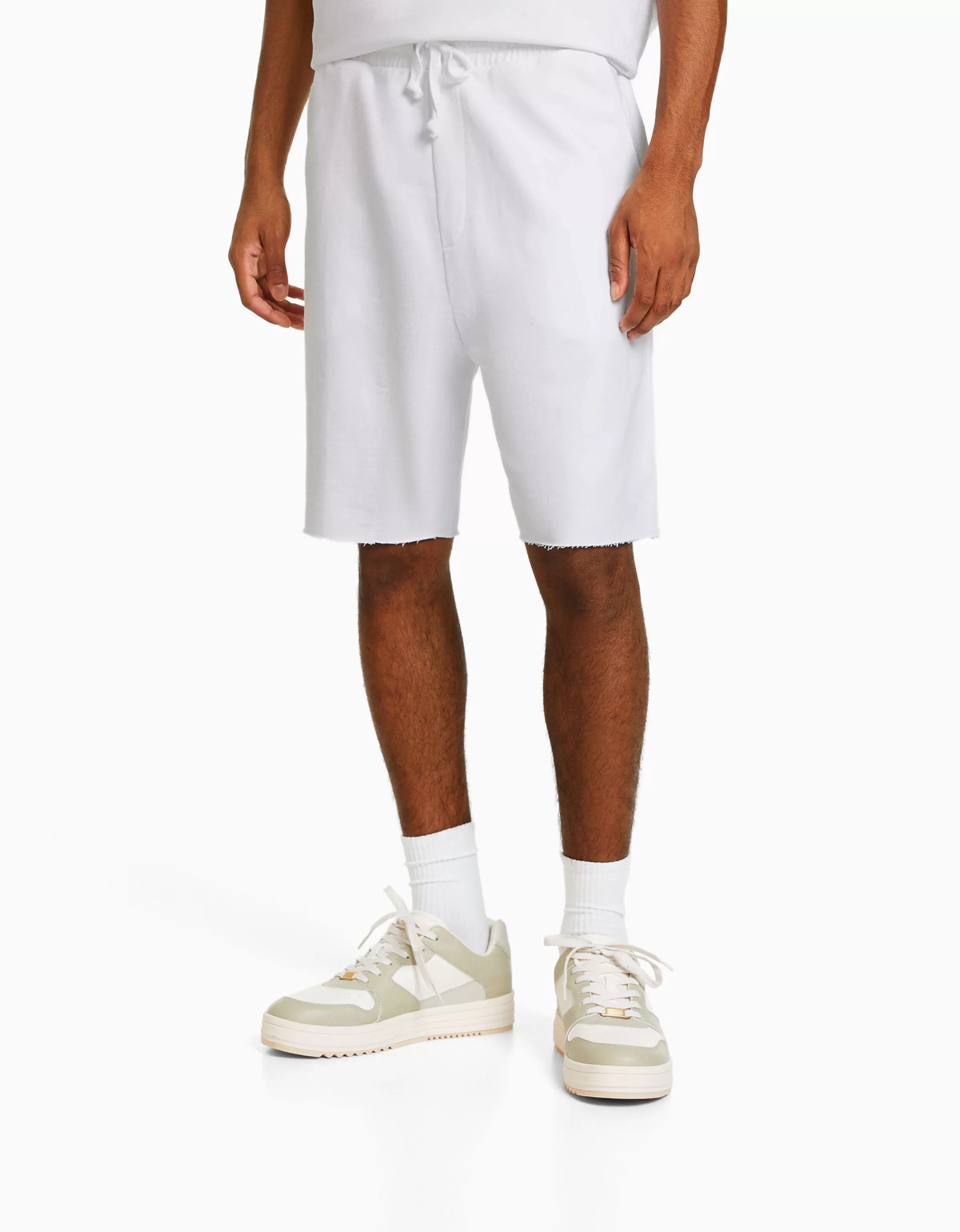 BERSHKA Bermudas*Bermuda molleton effet délavé Blanc