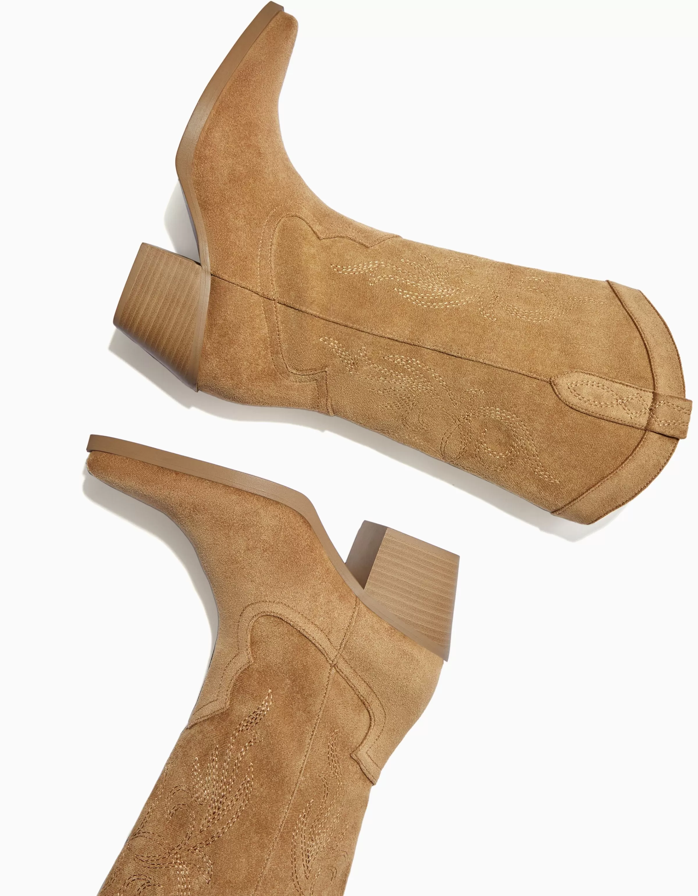 BERSHKA Bottes*Bottes à talon style cowboy Sable