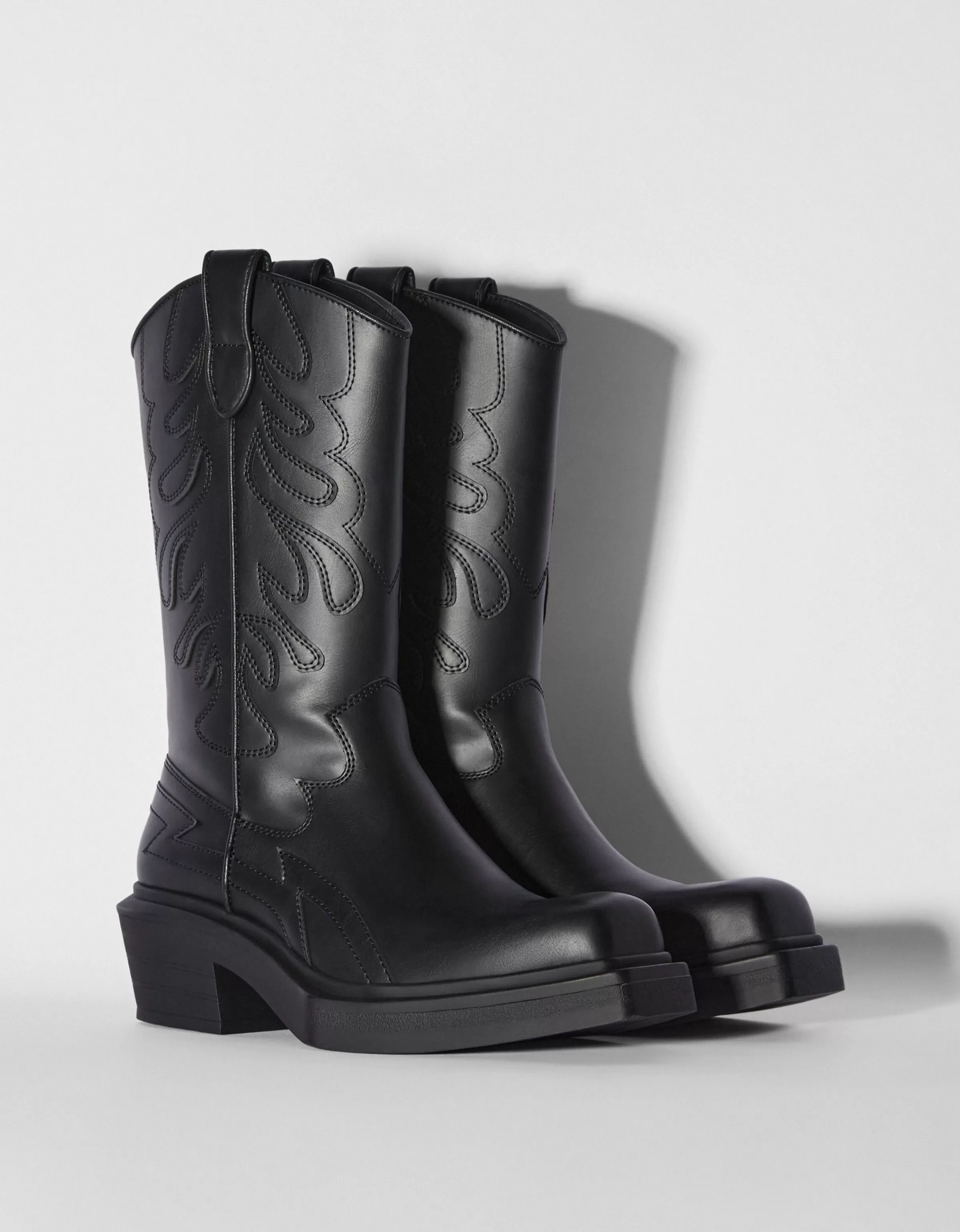 BERSHKA Bottines*Bottes cowboy homme Noir