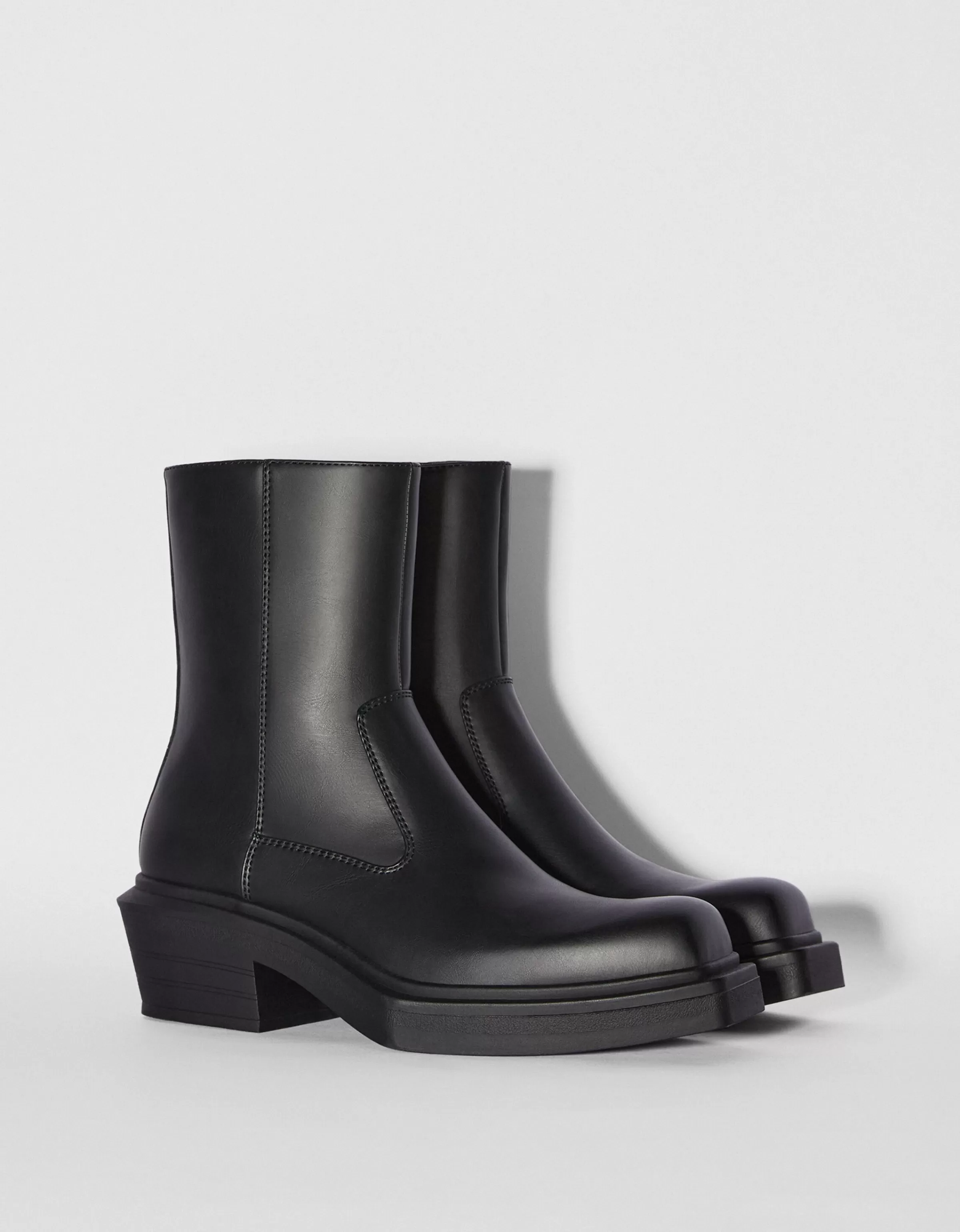 BERSHKA Bottines*Bottines cowboy homme Noir