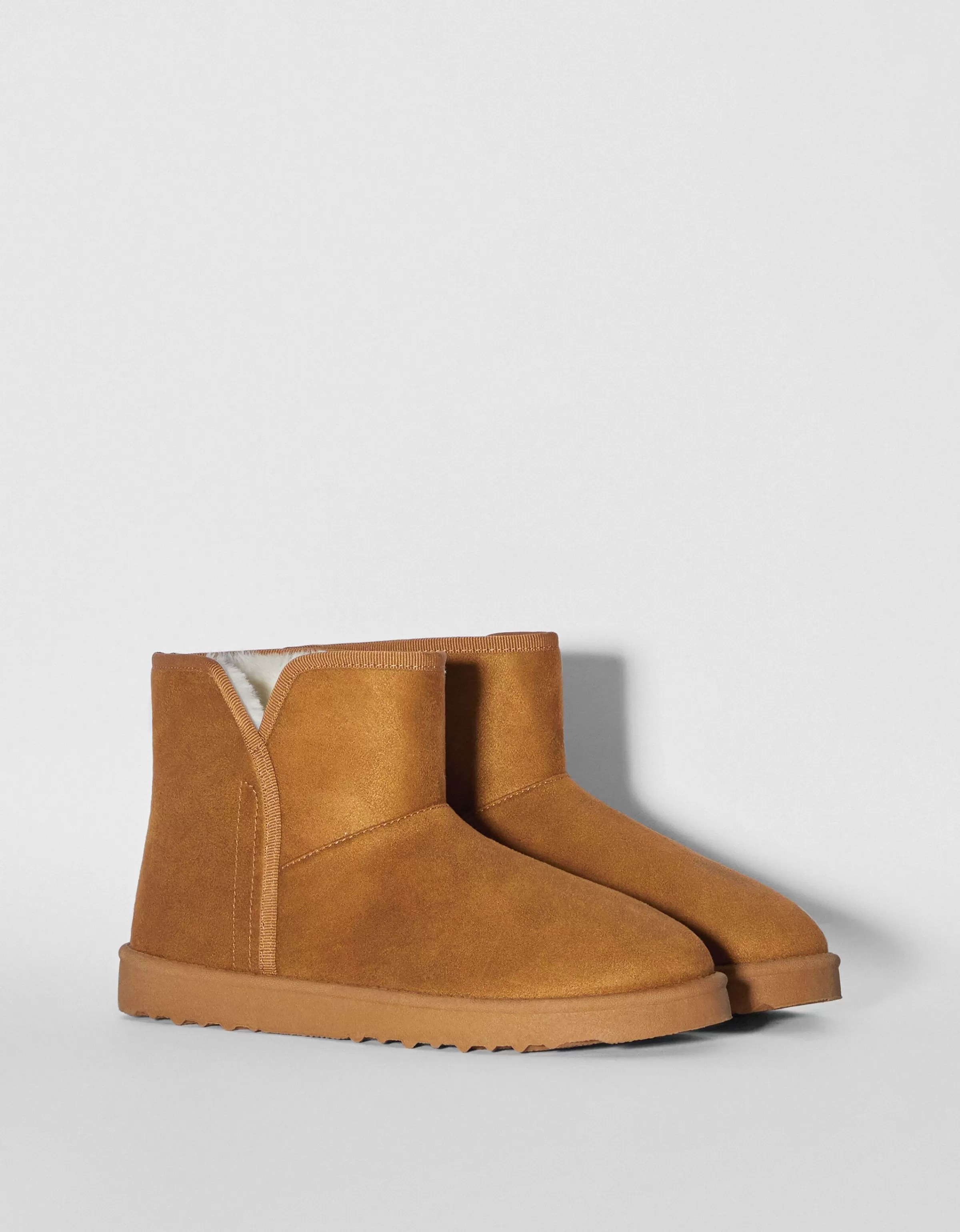 BERSHKA Bottes et bottines*Bottines doublure fausse fourrure Camel