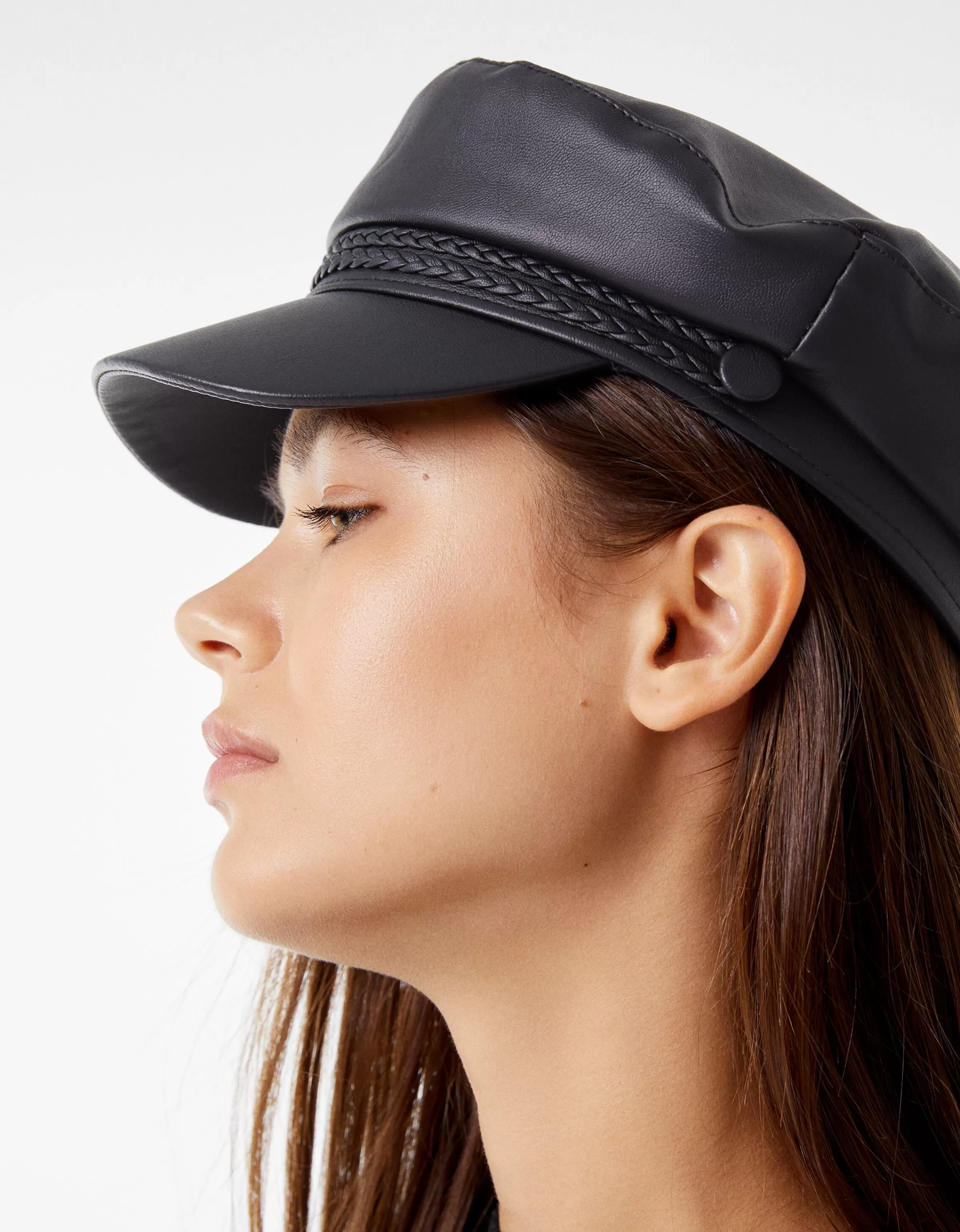 BERSHKA Similicuir*Casquette de marin Noir