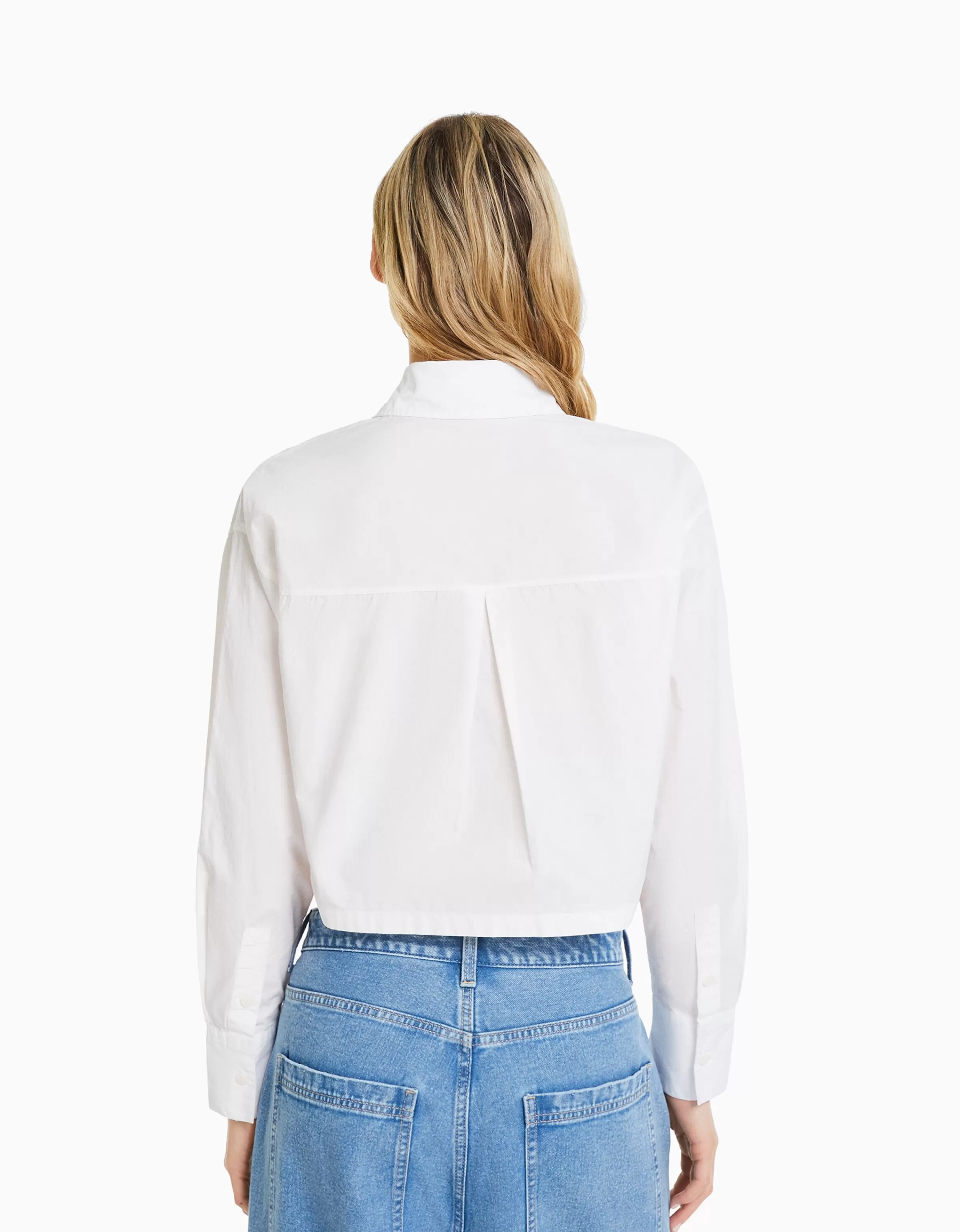 BERSHKA Chemises et blouses*Chemise manches longues cropped popeline Blanc