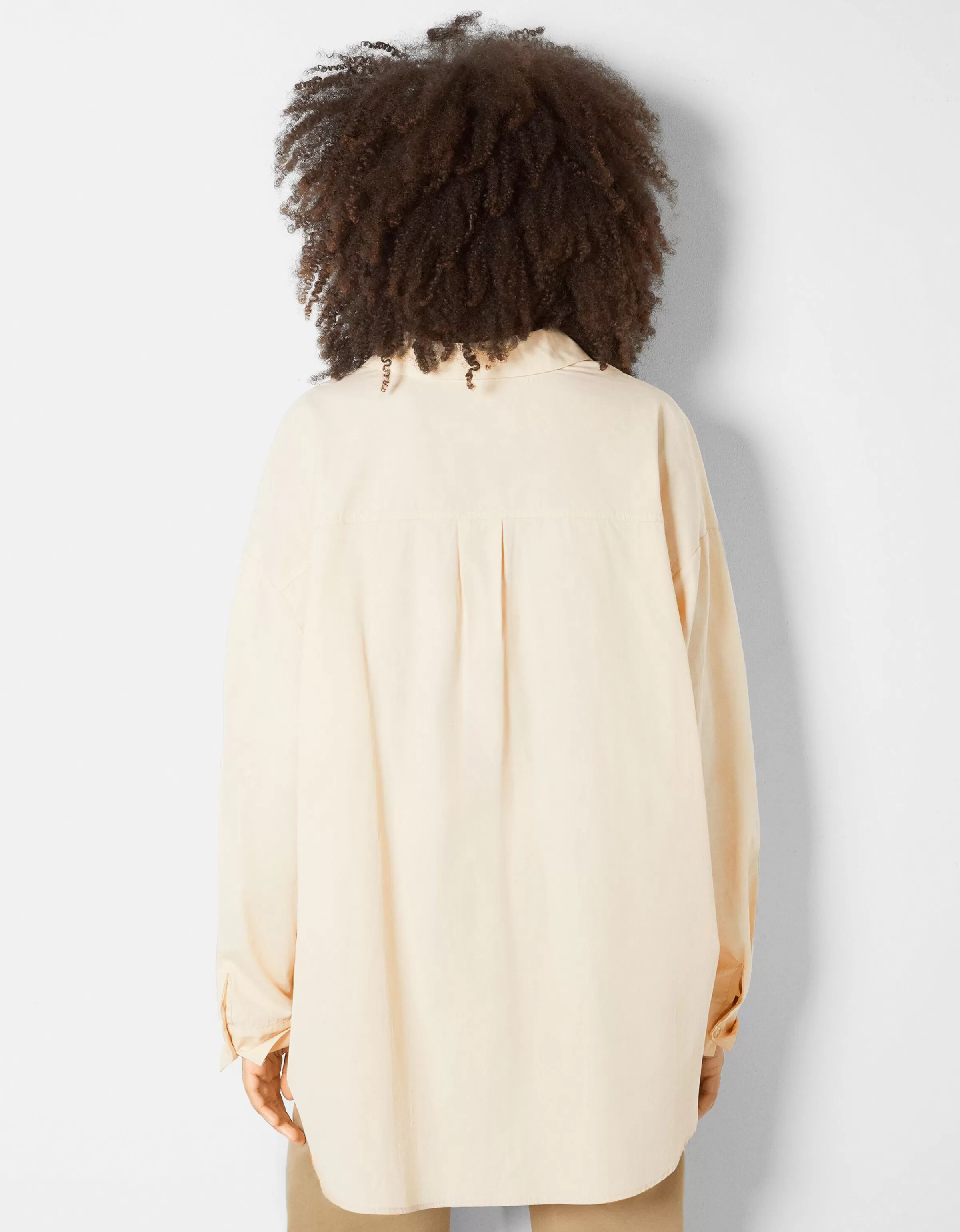 BERSHKA Chemises et blouses*Chemise manches longues overzise popeline Beige