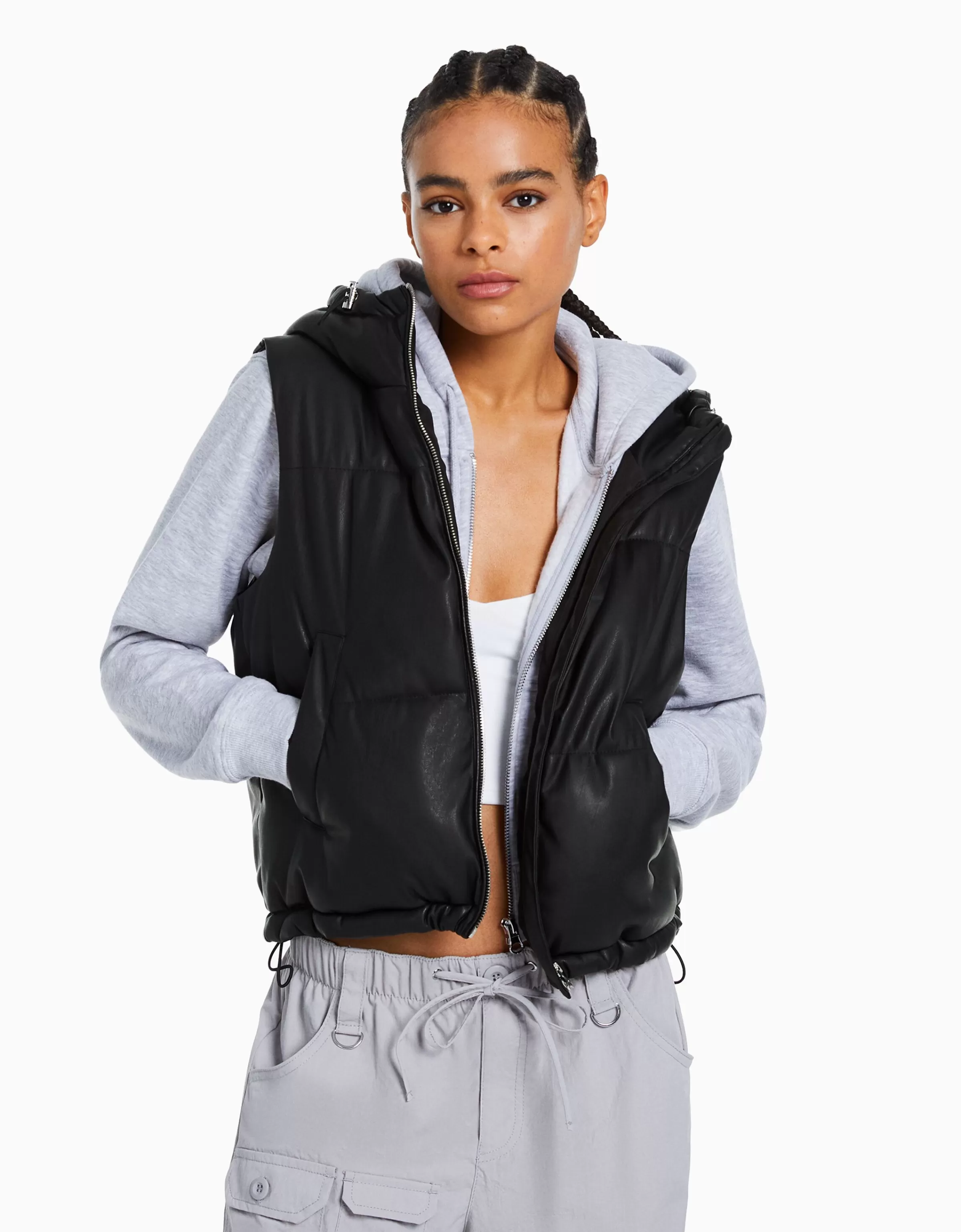 BERSHKA Vestes*Gilet sans manches capuche similicuir Noir