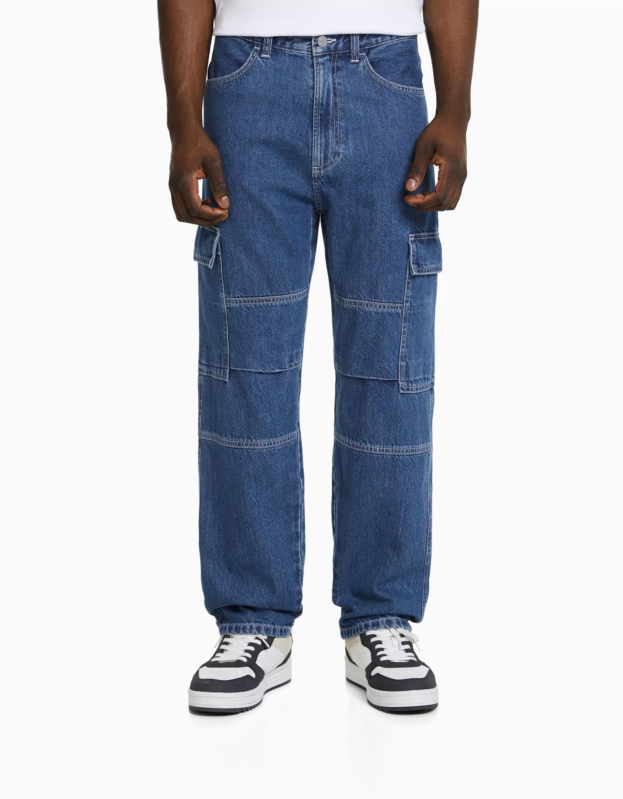 BERSHKA Cargo et parachute*Jean cargo wide Bleu