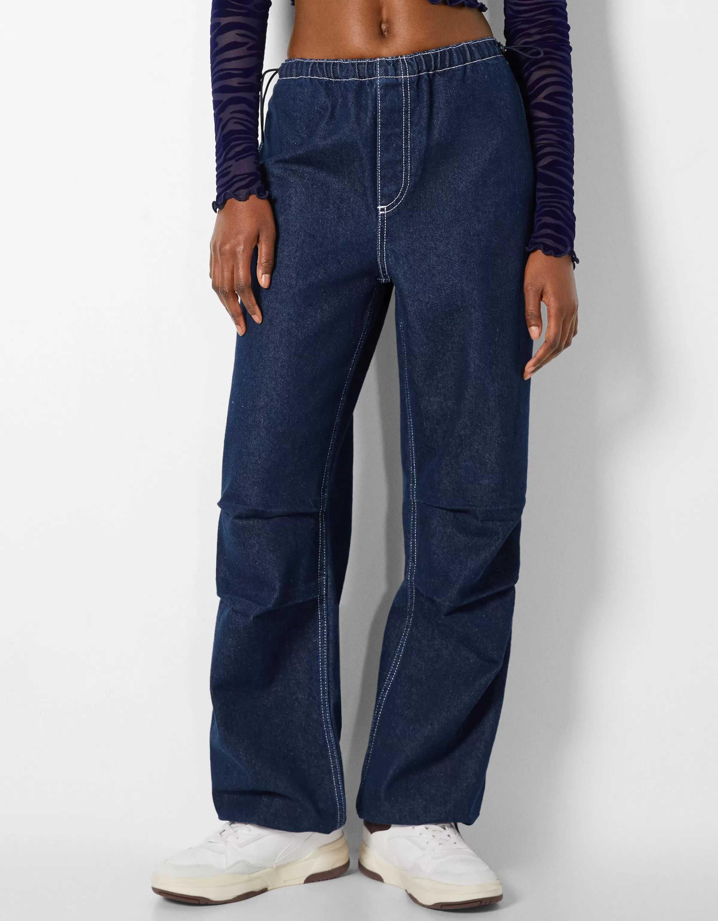 BERSHKA Jeans*Jean jogger parachute Bleu lavé