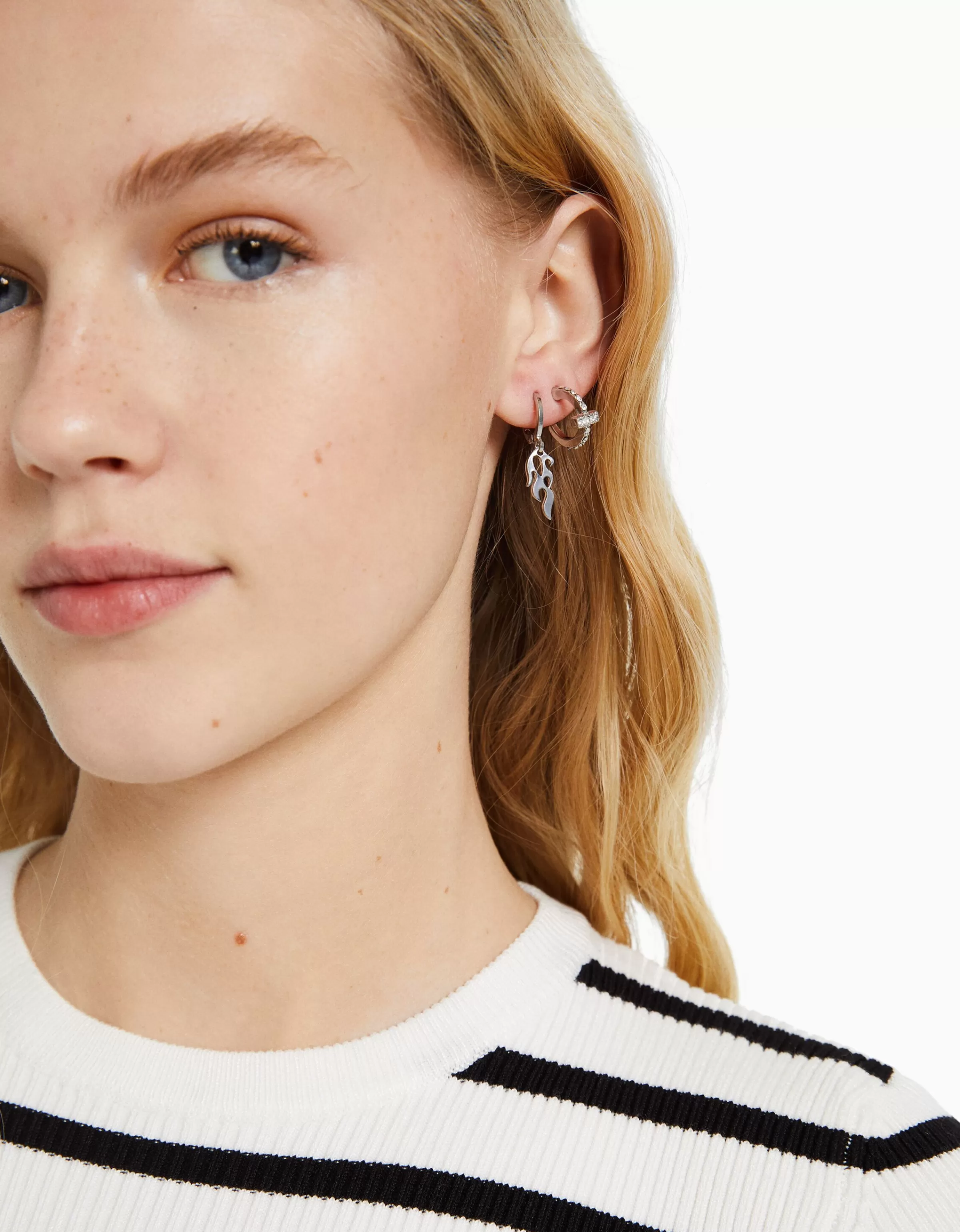 BERSHKA Tout voir*Lot 9 boucles d’oreilles edgy Argent