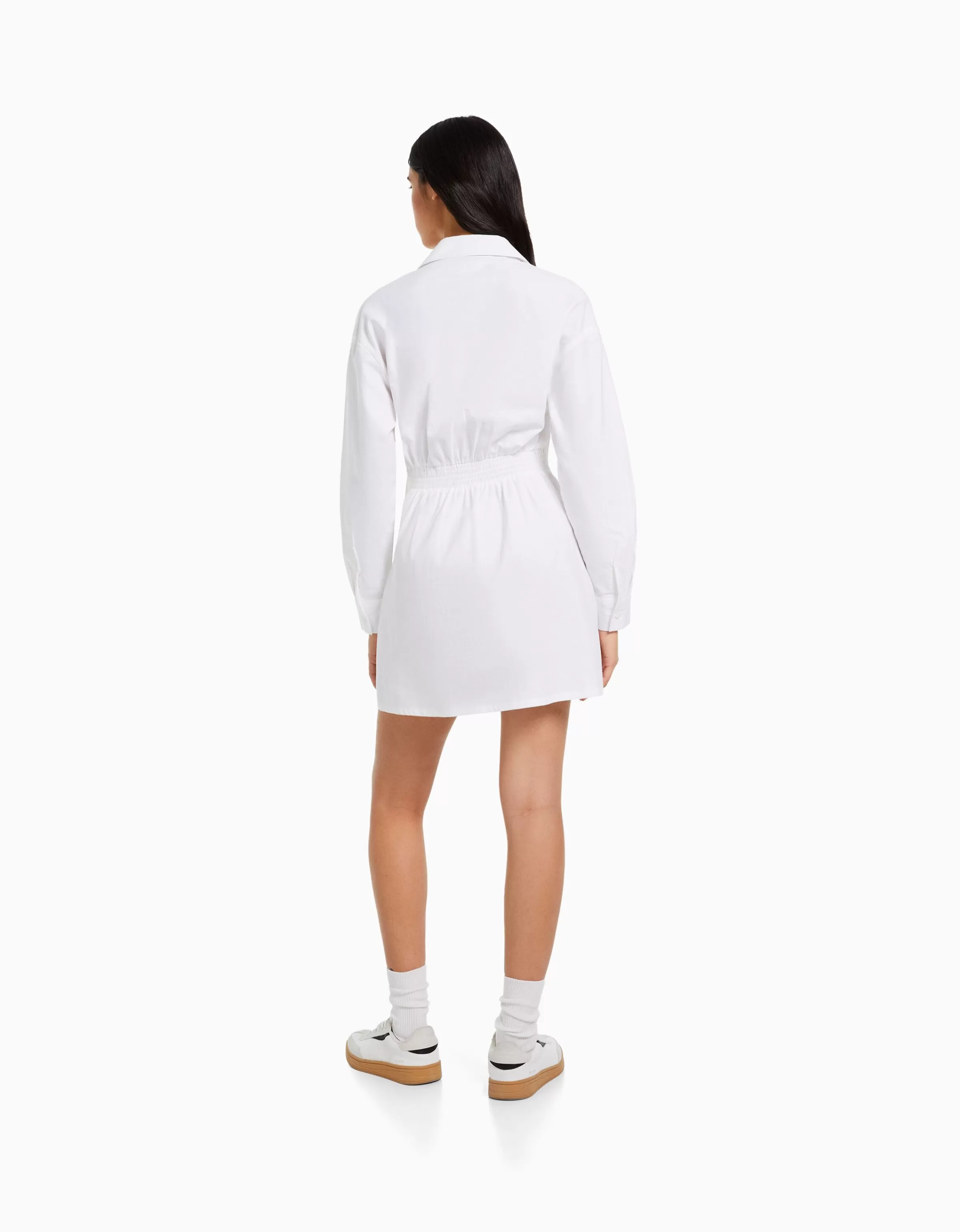 BERSHKA Vêtements*Mini-robe chemise manches longues cache-cœur Blanc