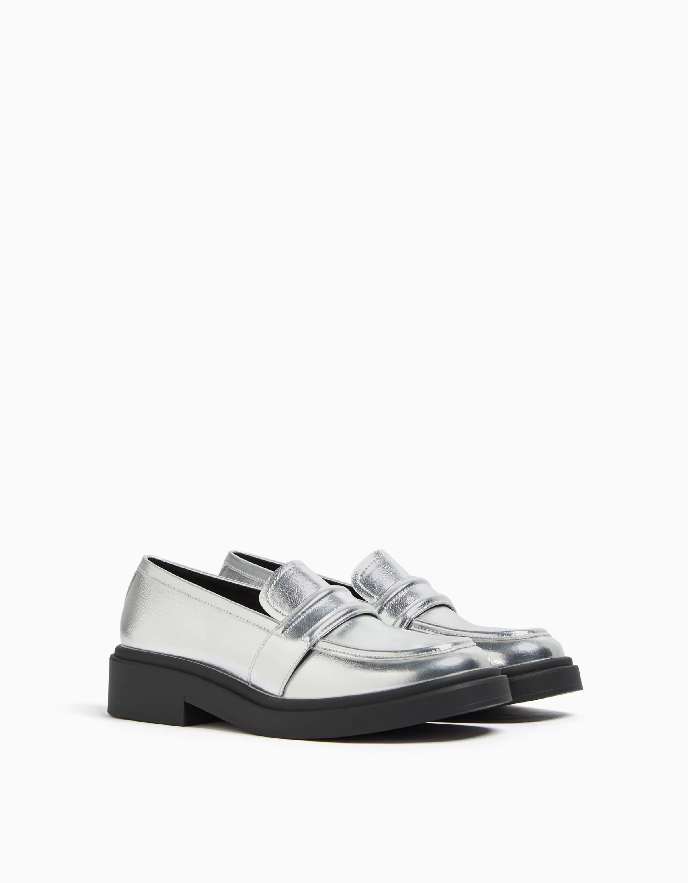 BERSHKA BSK Teen*Mocassins métallisés Noir