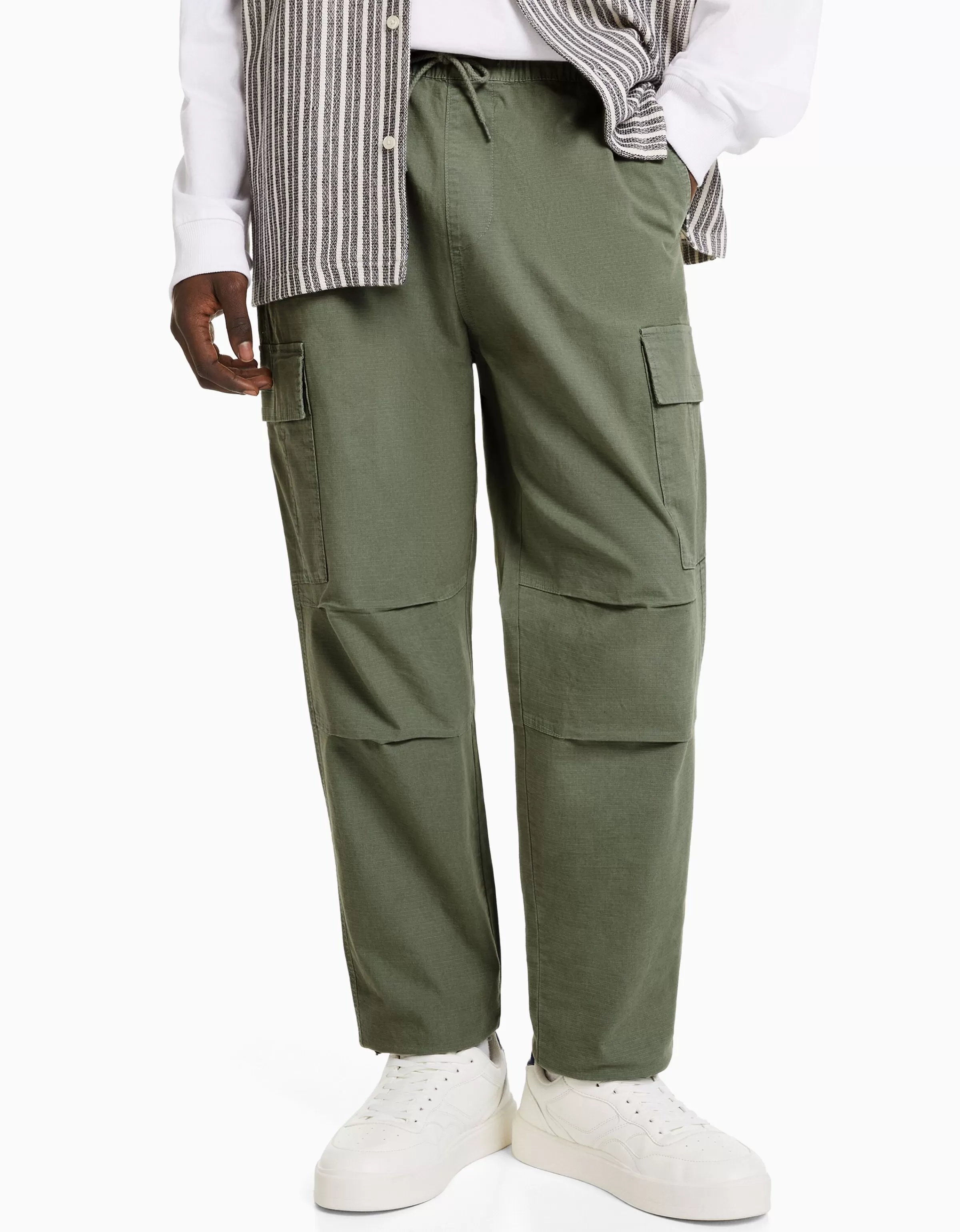 BERSHKA Vêtements*Pantalon cargo stoppeurs Kaki