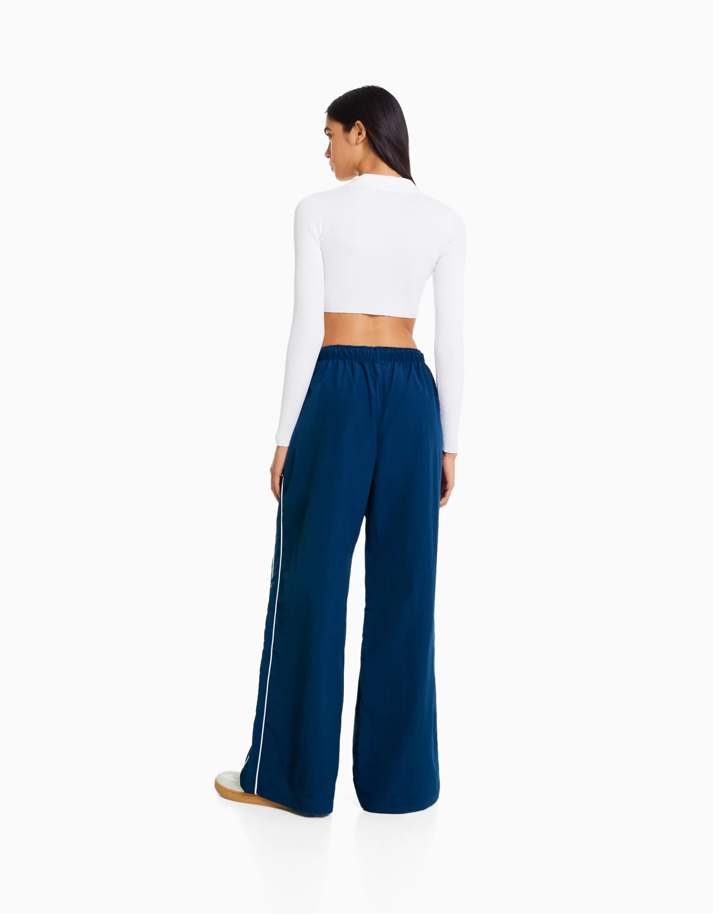 BERSHKA Vêtements*Pantalon effet nylon passepoil sur le côté Bleu