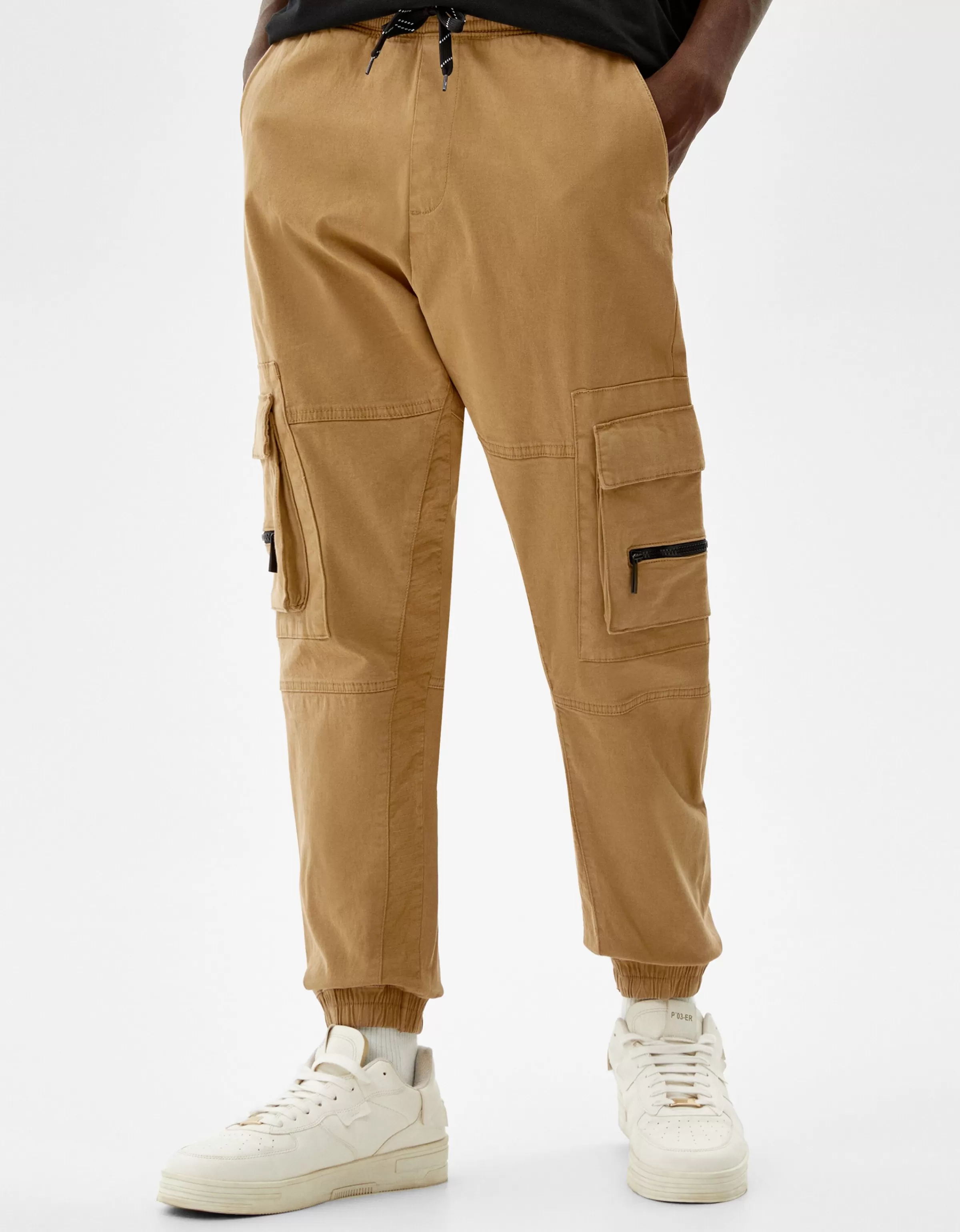 BERSHKA Pantalons*Pantalon jogger cargo Kaki