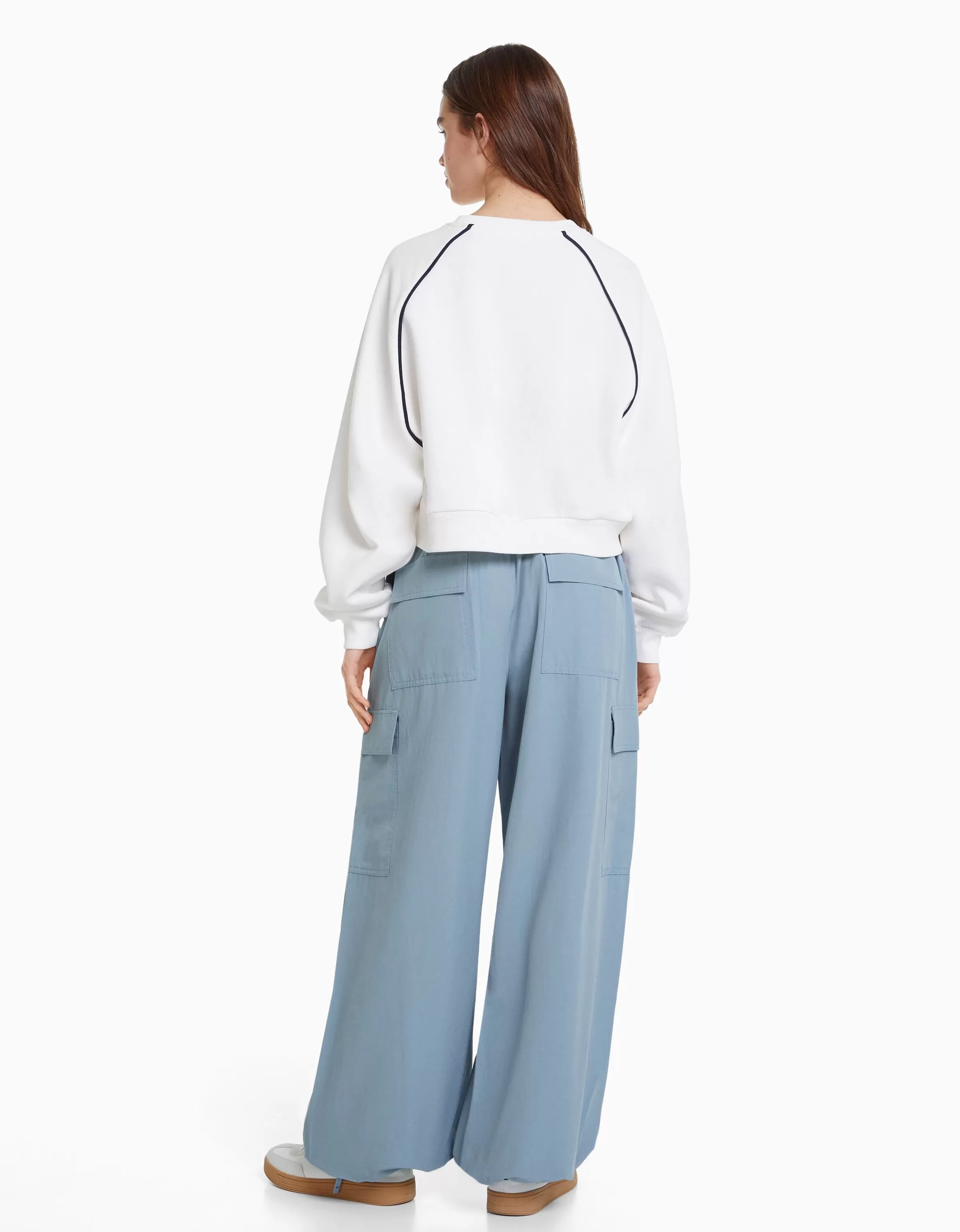 BERSHKA BSK Teen*Pantalon jogger cargo parachute Bleu lavé