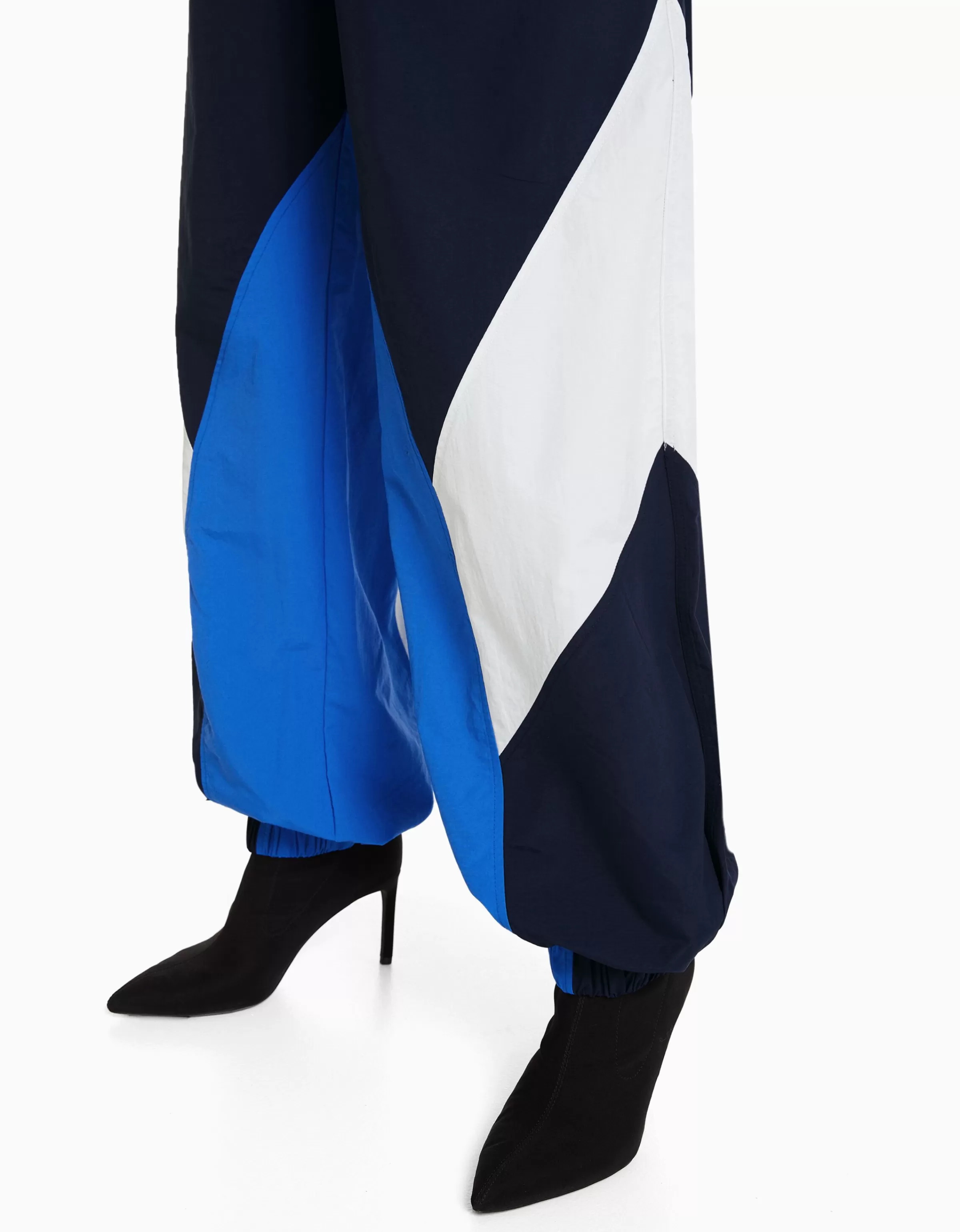 BERSHKA Vêtements*Pantalon jogger molleton effet nylon color block Bleu