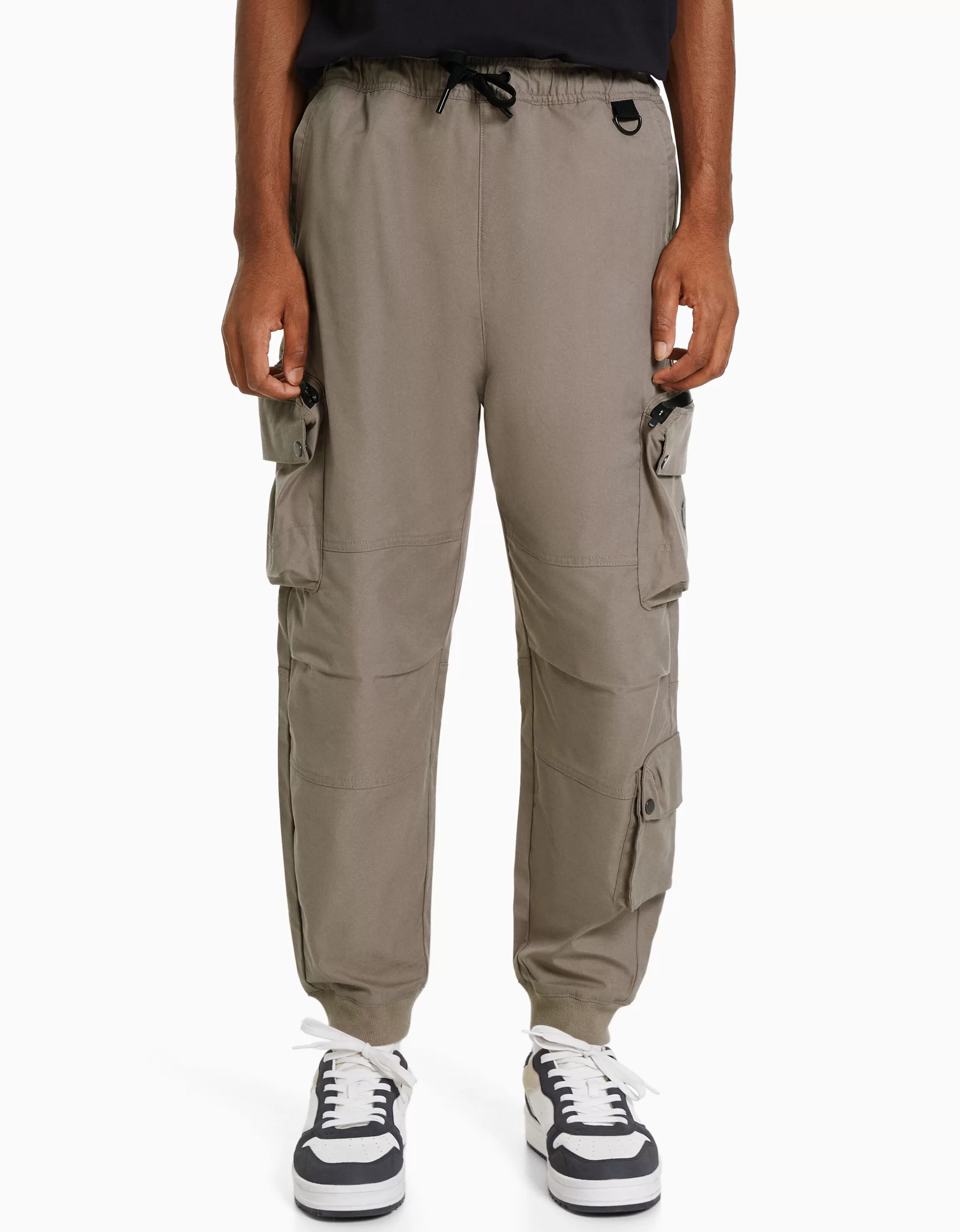 BERSHKA Pantalons*Pantalon jogger technique multifonction Camel