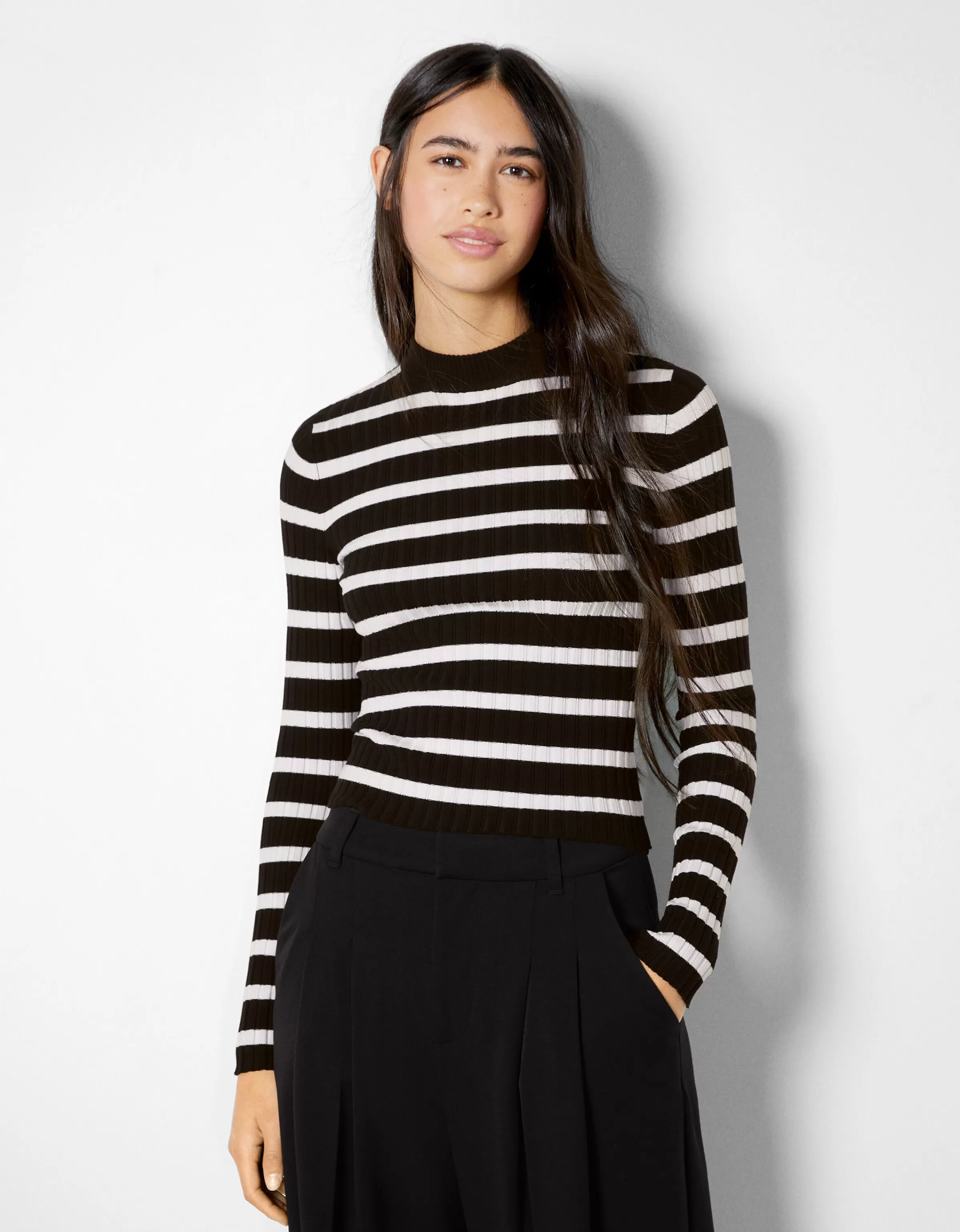 BERSHKA Pulls*Pull bord-côte col roulé Noir