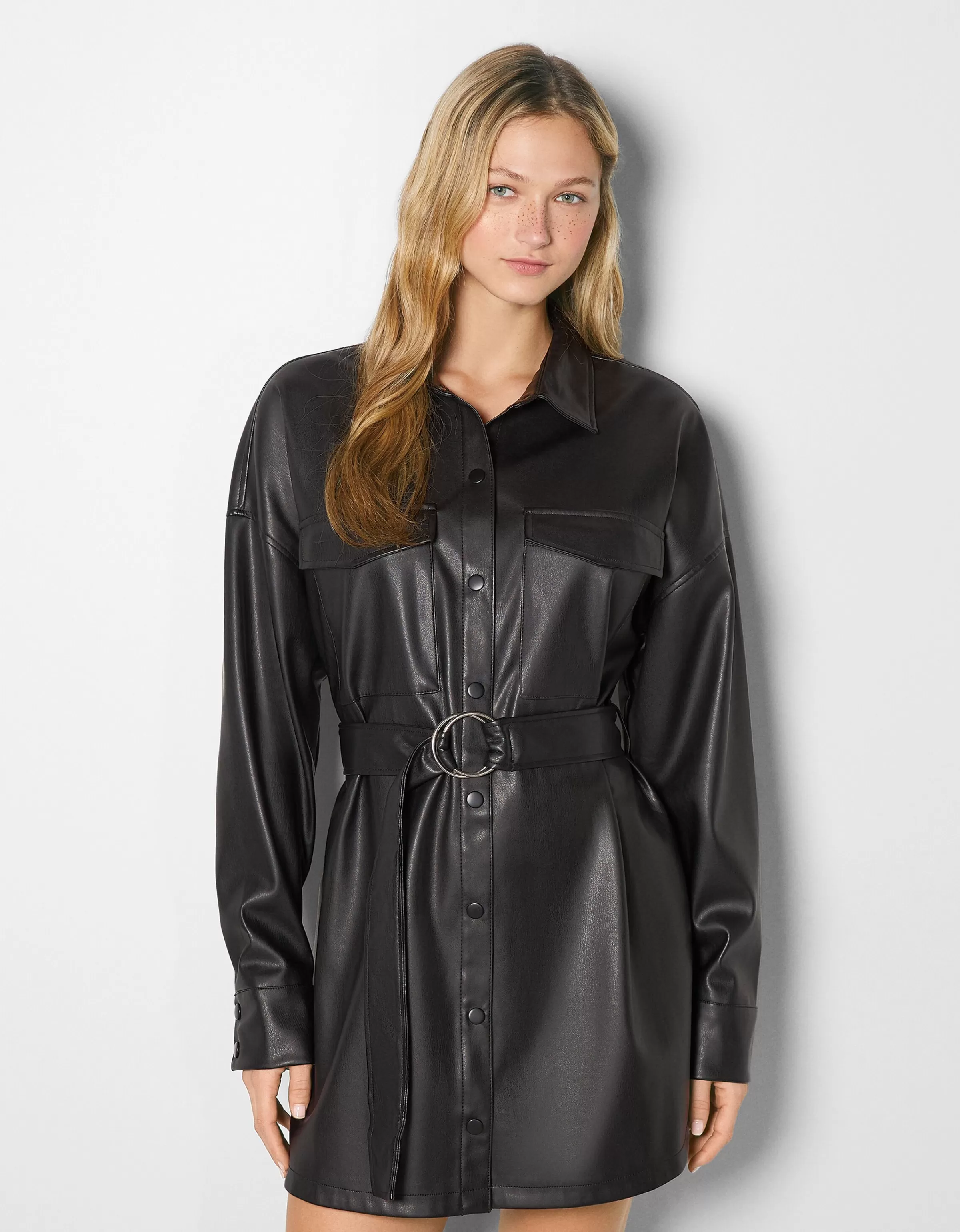 BERSHKA Robes*Robe chemise manches longues ceinture similicuir Noir