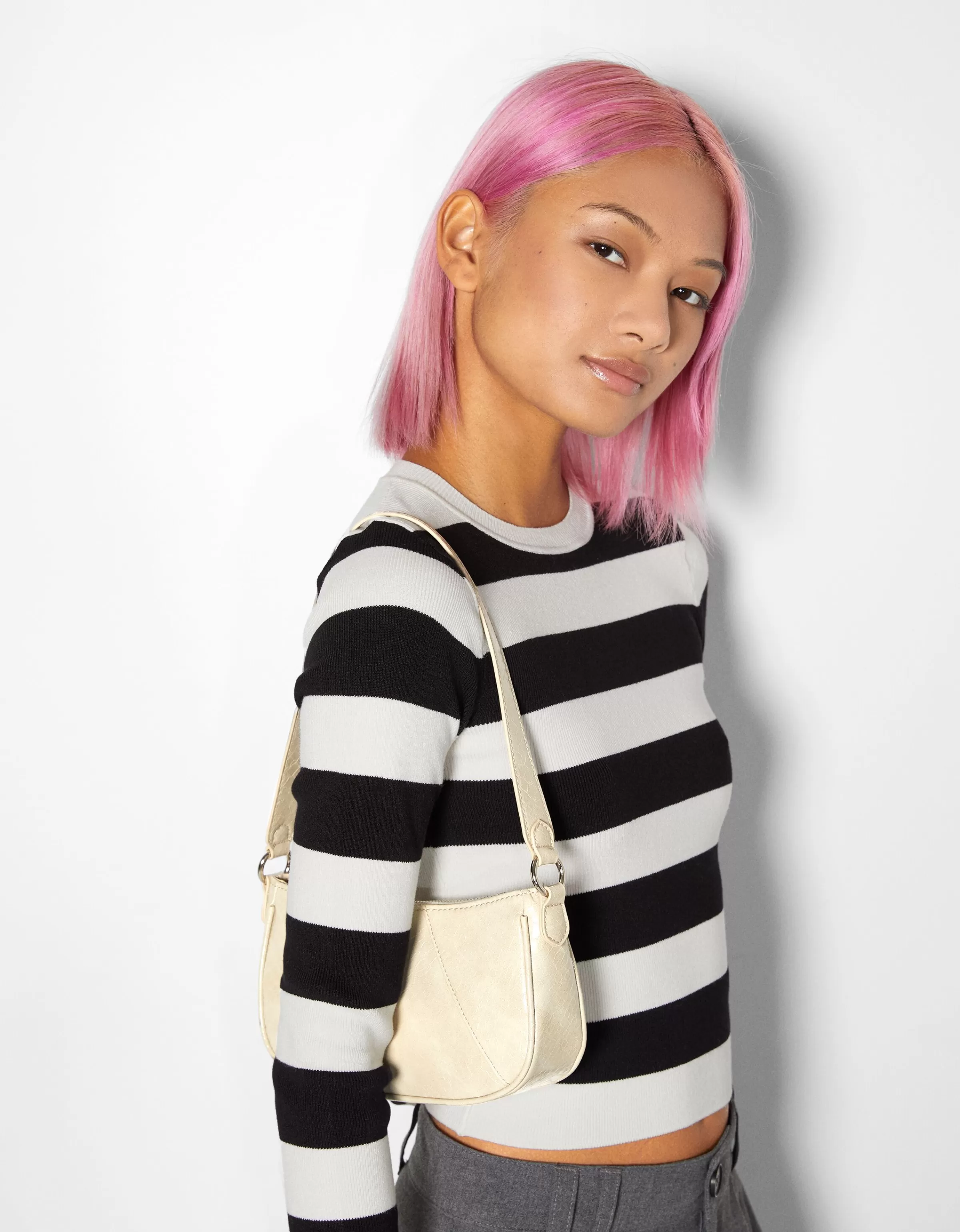 BERSHKA Similicuir*Sac porté épaule similicuir Beige