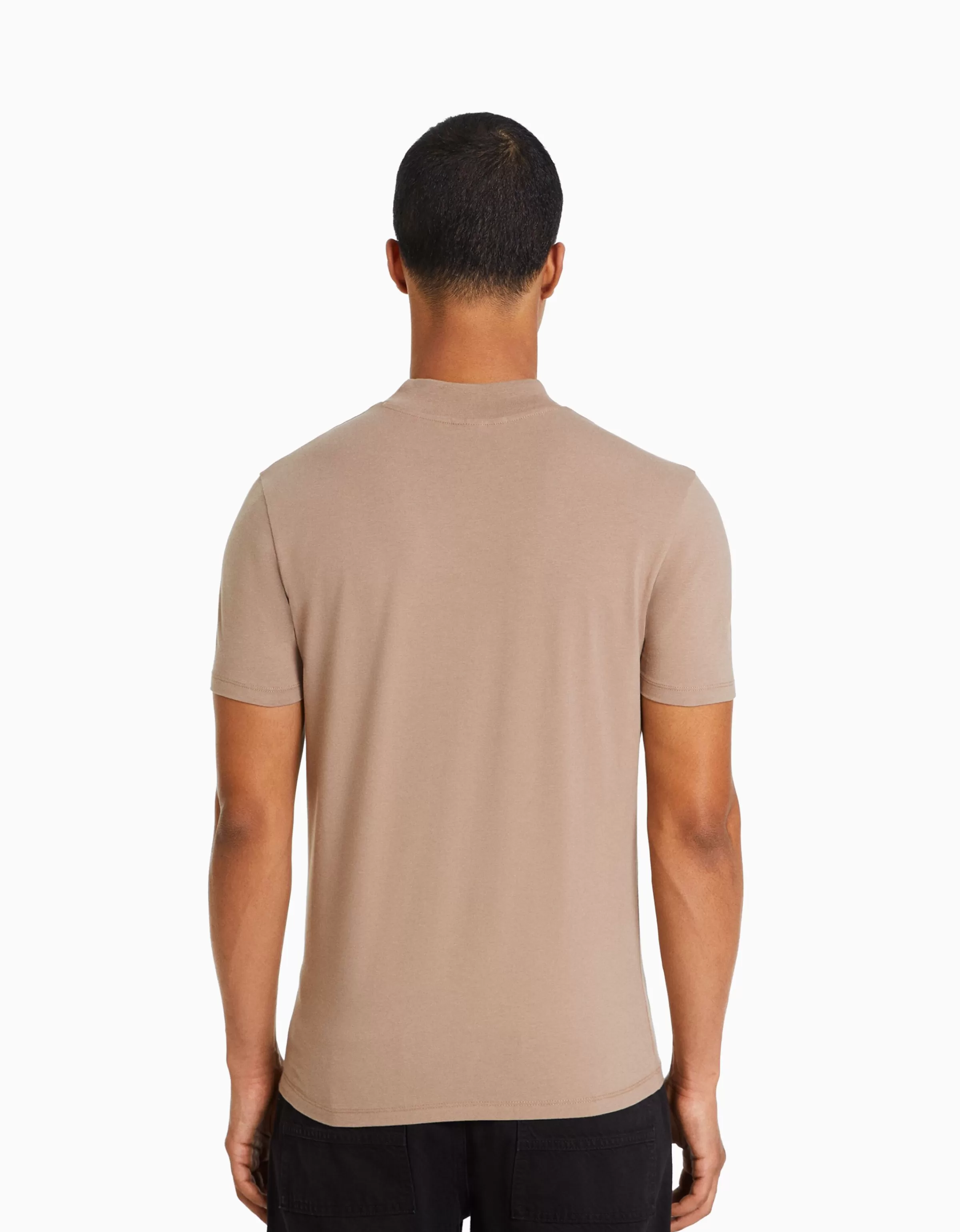 BERSHKA Tee-shirts*T-shirt à manches courtes et col montant Marron