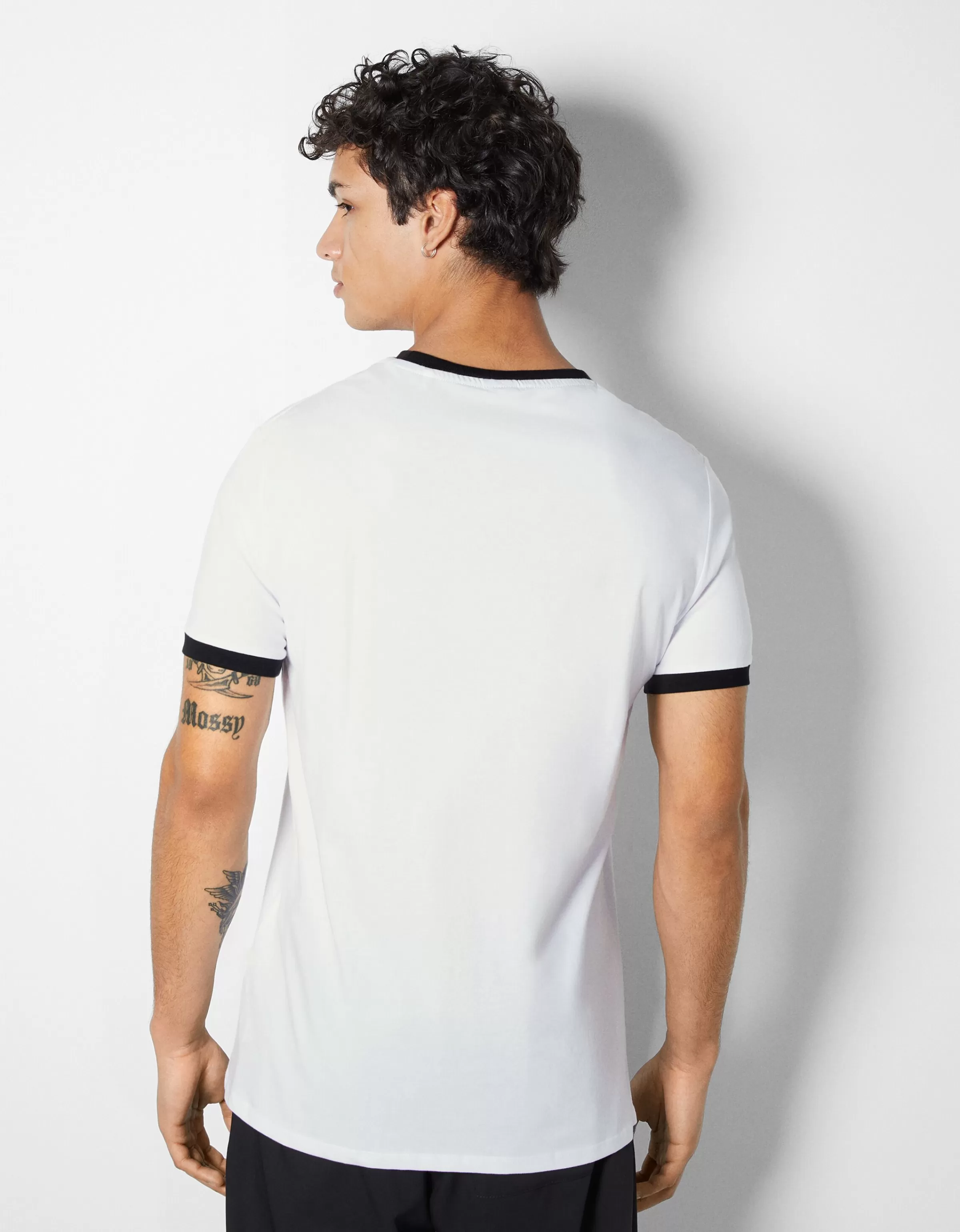 BERSHKA Tee-shirts*T-shirt manches courtes regular fit imprimé Blanc / Noir