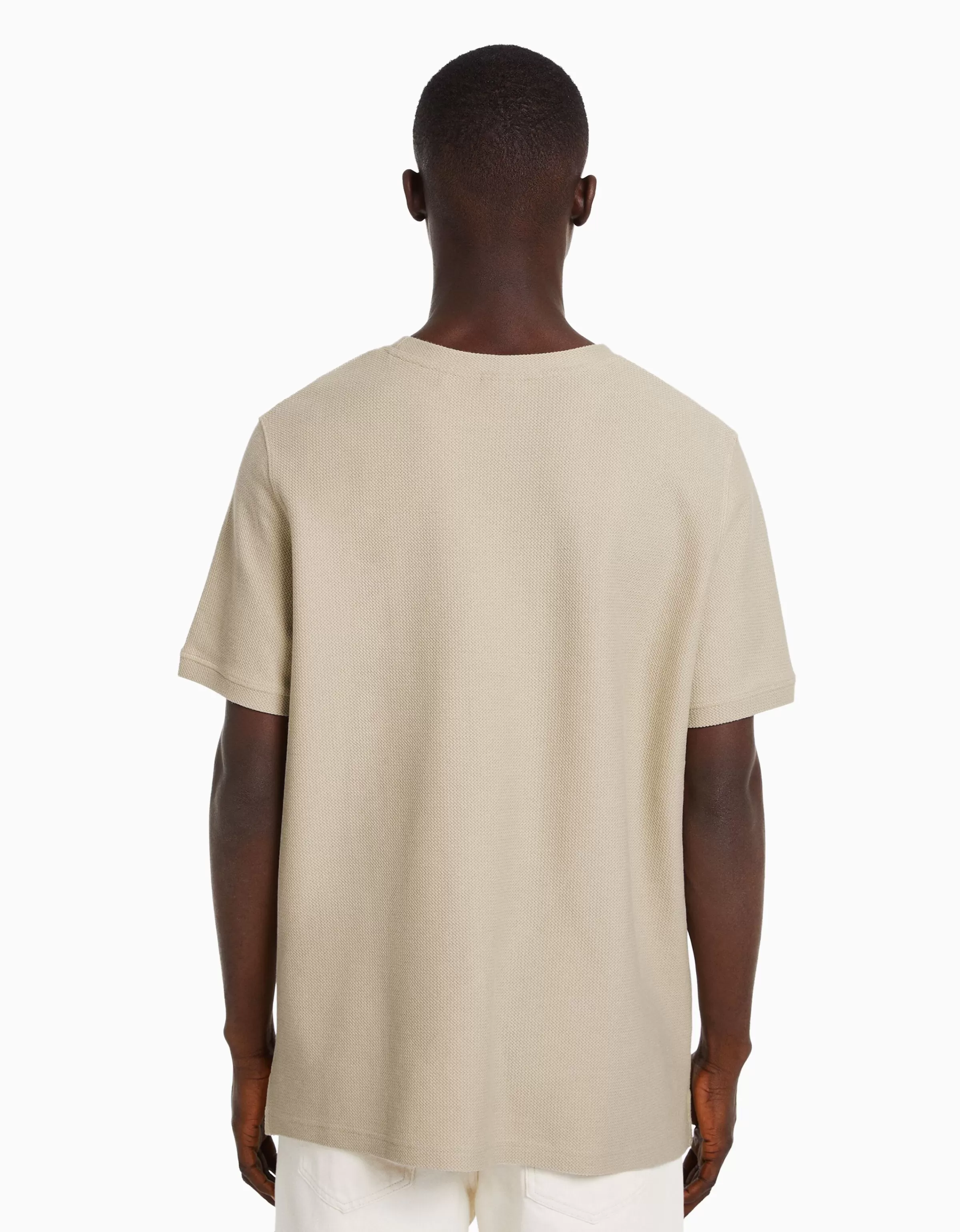 BERSHKA Vêtements*T-shirt texturé à manches courtes Camel