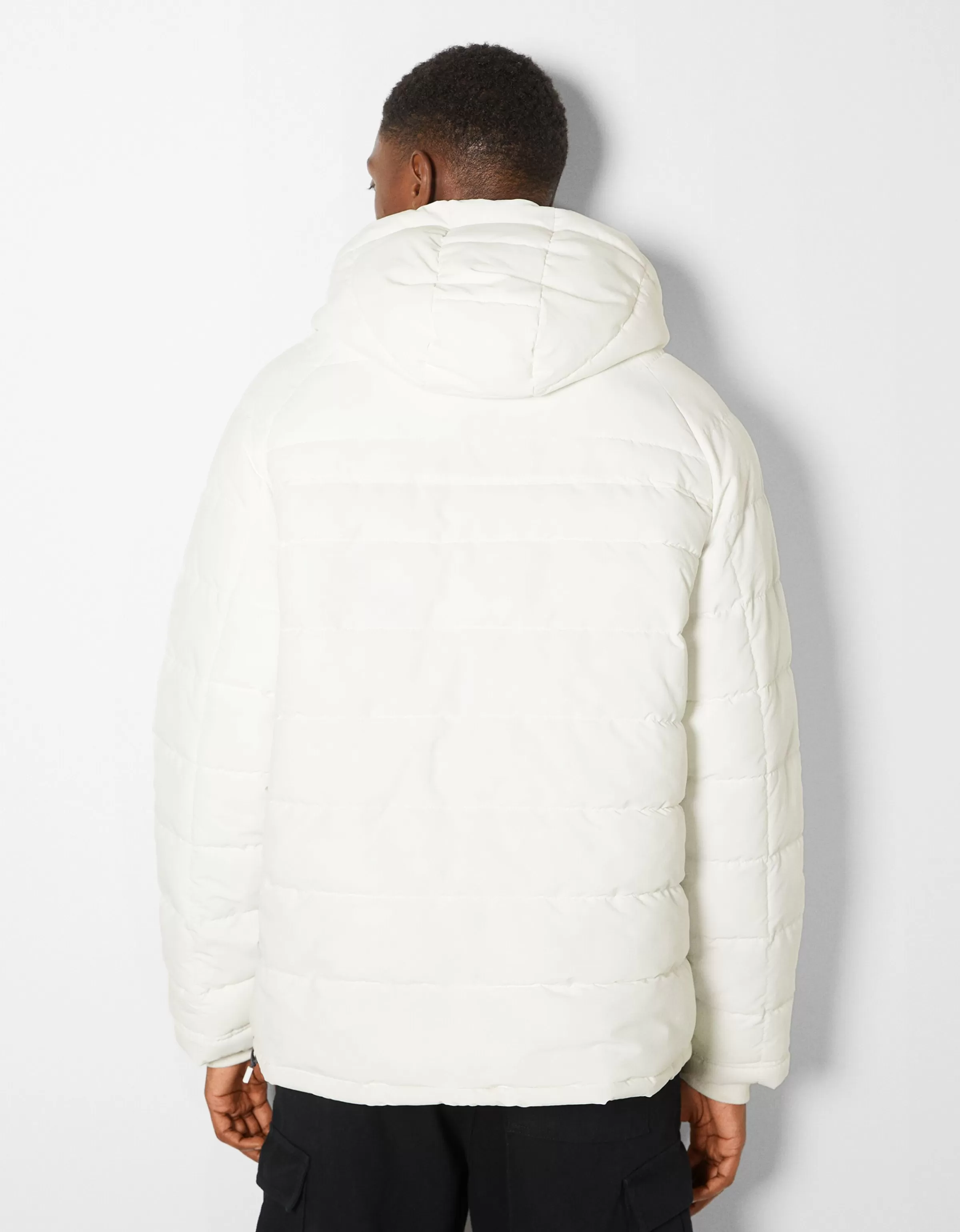 BERSHKA Blousons et manteaux*Veste kangourou matelassée Blanc